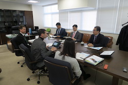 Delegation of 3 from Ewha Womans University, South Korea Visits Yamaguchi University