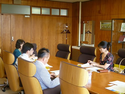 2012/7/9天野国際交流東アジア長が来学、協定に関する打合せを行う。