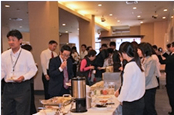 ３都市・３大学国際シンポジウムを開催～「食」を通じた地域の活性化と日中韓３カ国の経済交流の促進～